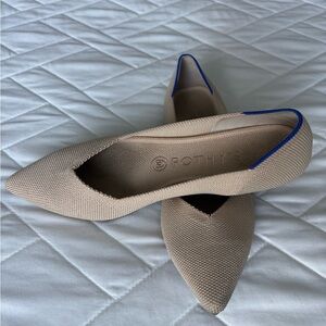 Rothy’s The Pointe Ballet Flat Shoes Tan Size 8 Women’s